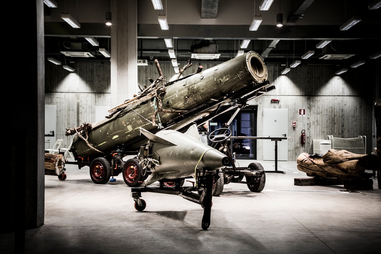 ANNI DI GUERRA: MENZOGNE, VERITÀ, SCINTILLE – di Effimera