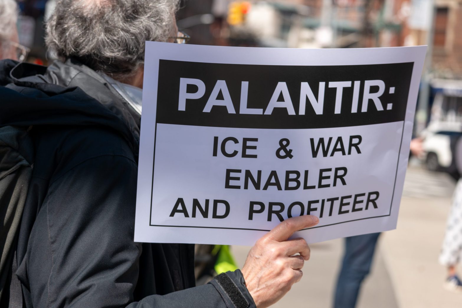 La Repubblica Tecnologica in breve | Traduzioni/tradimenti – di Maresa Lippolis