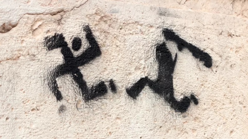 Antifa, il nuovo nemico globale  – di Emanuele Braga